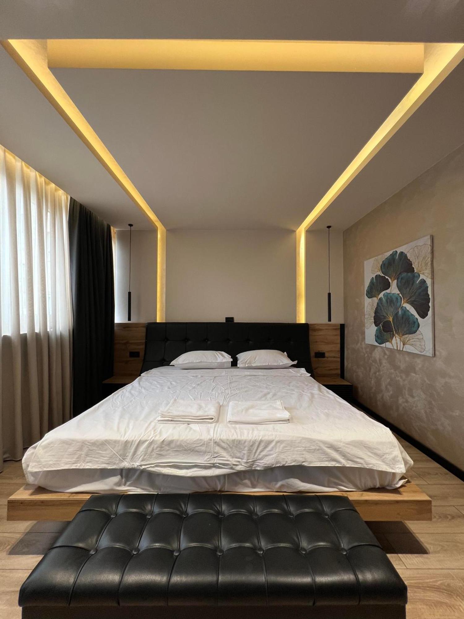 Zet Apartments - Bedroom & Bathroom Приштина Экстерьер фото